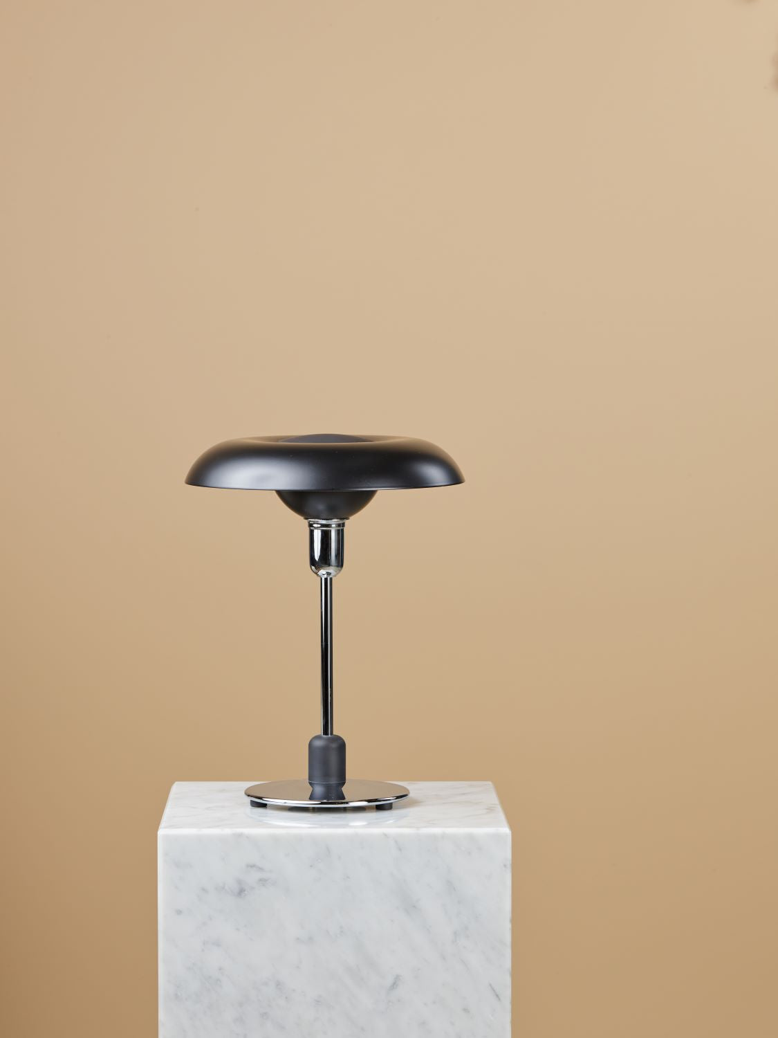 Piet Hein RA400 mm DESK metal Sort - designed 1931