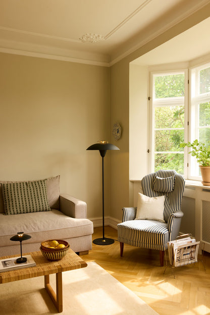 Halo Design Stepp Gulvlampe - Sort/Antik