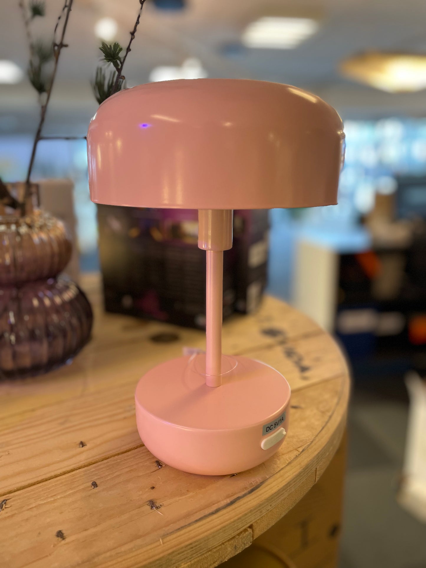 Dyberg Larsen Haipot opladelig bordlampe rosa