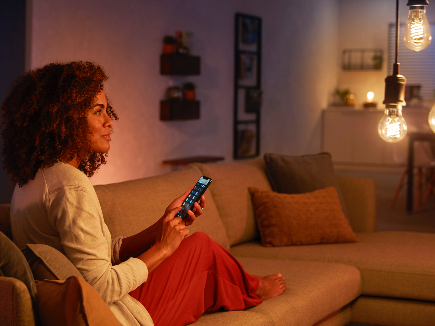 Philips Hue Hue Filament E27 Droppeformad glödlampa med Bluetooth