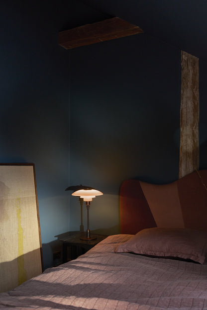 PH 3/2 Dusty Terracotta bordlampe fra Louis Poulsen som stemningsfuld belysning i moderne indretning – Limited Edition 2025