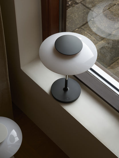 Louis Poulsen PH 80 Portable Lampe Opal White/High Lustre Chrome Plated