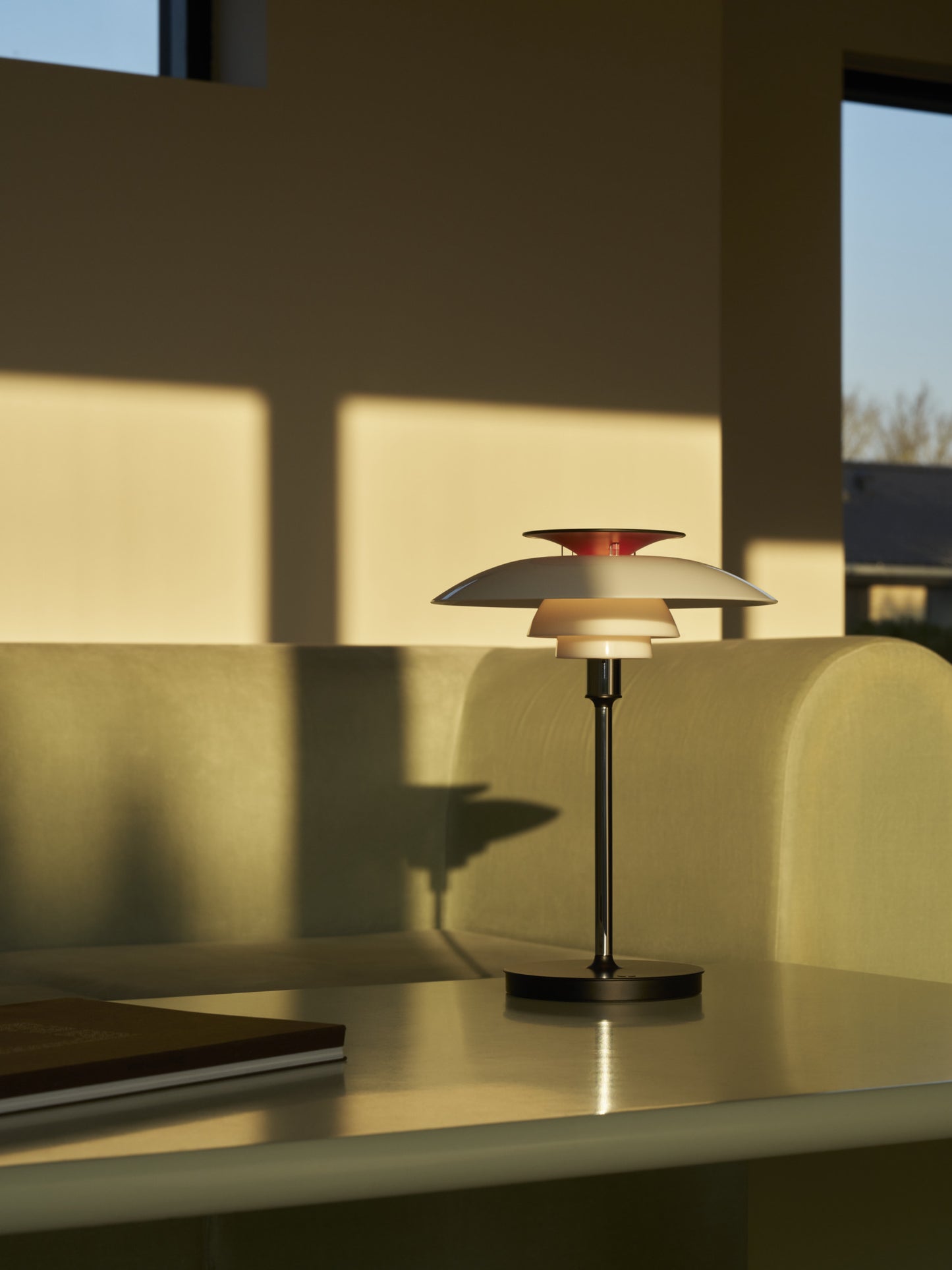 Louis Poulsen PH 80 Portable Lampe Opal White/High Lustre Chrome Plated