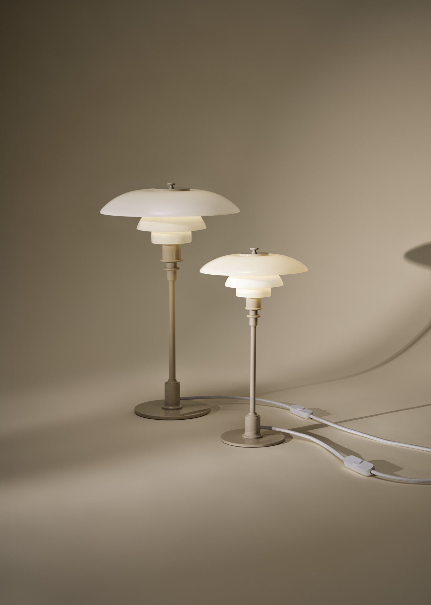 Louis Poulsen PH 2/1 Bordlampe Glossy