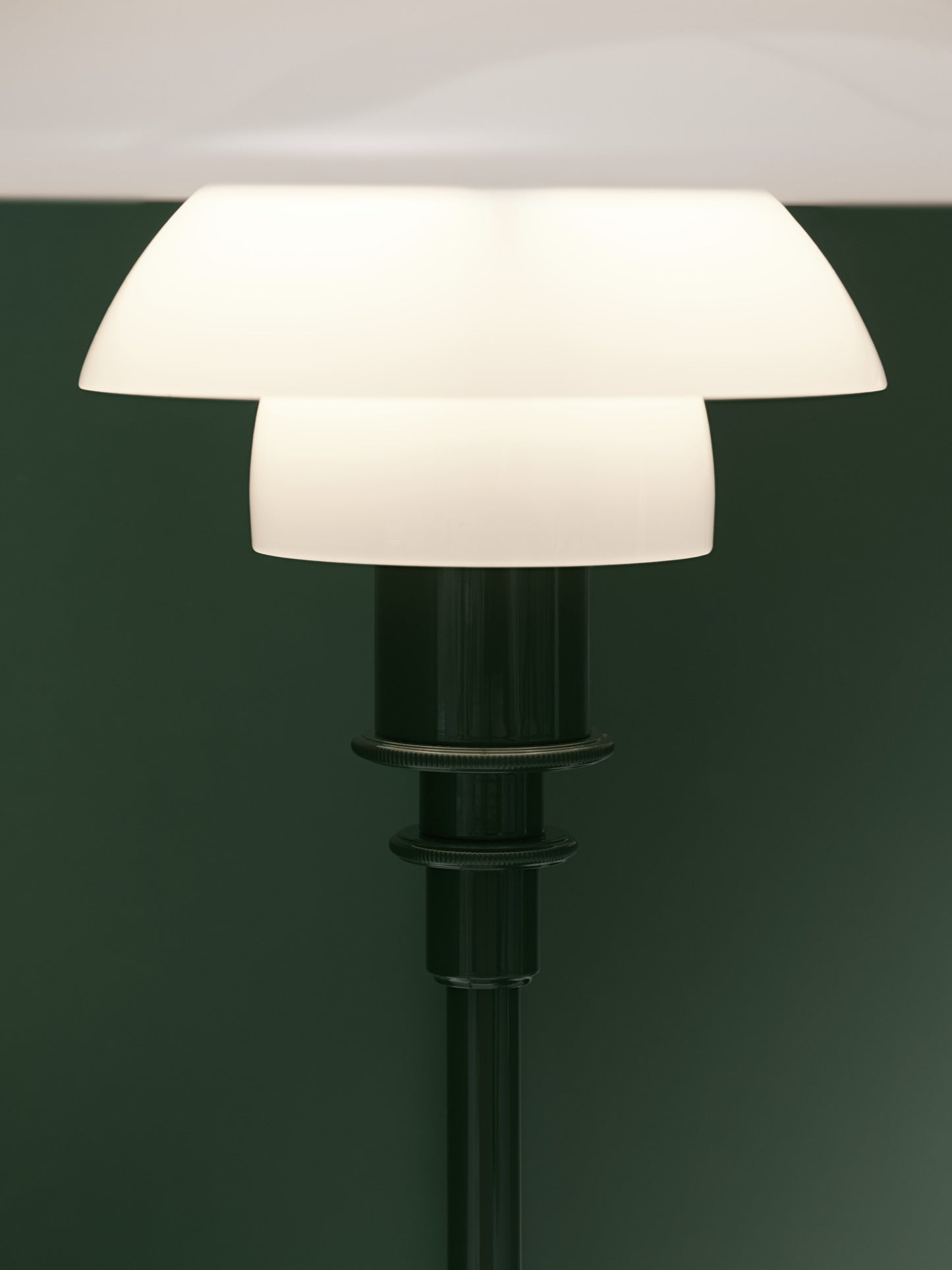 Louis Poulsen PH 3/2 Bordlampe Glossy