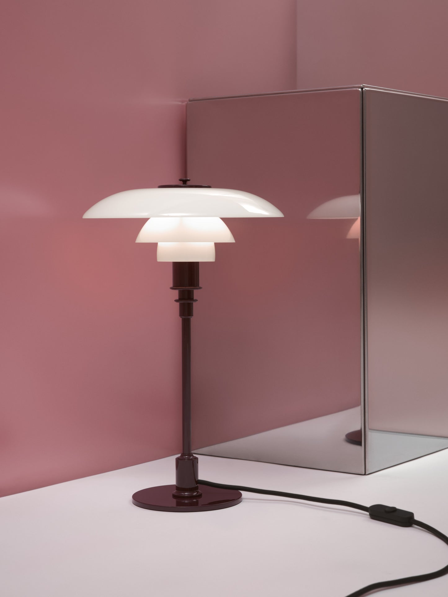 Louis Poulsen PH 3/2 Bordlampe Glossy