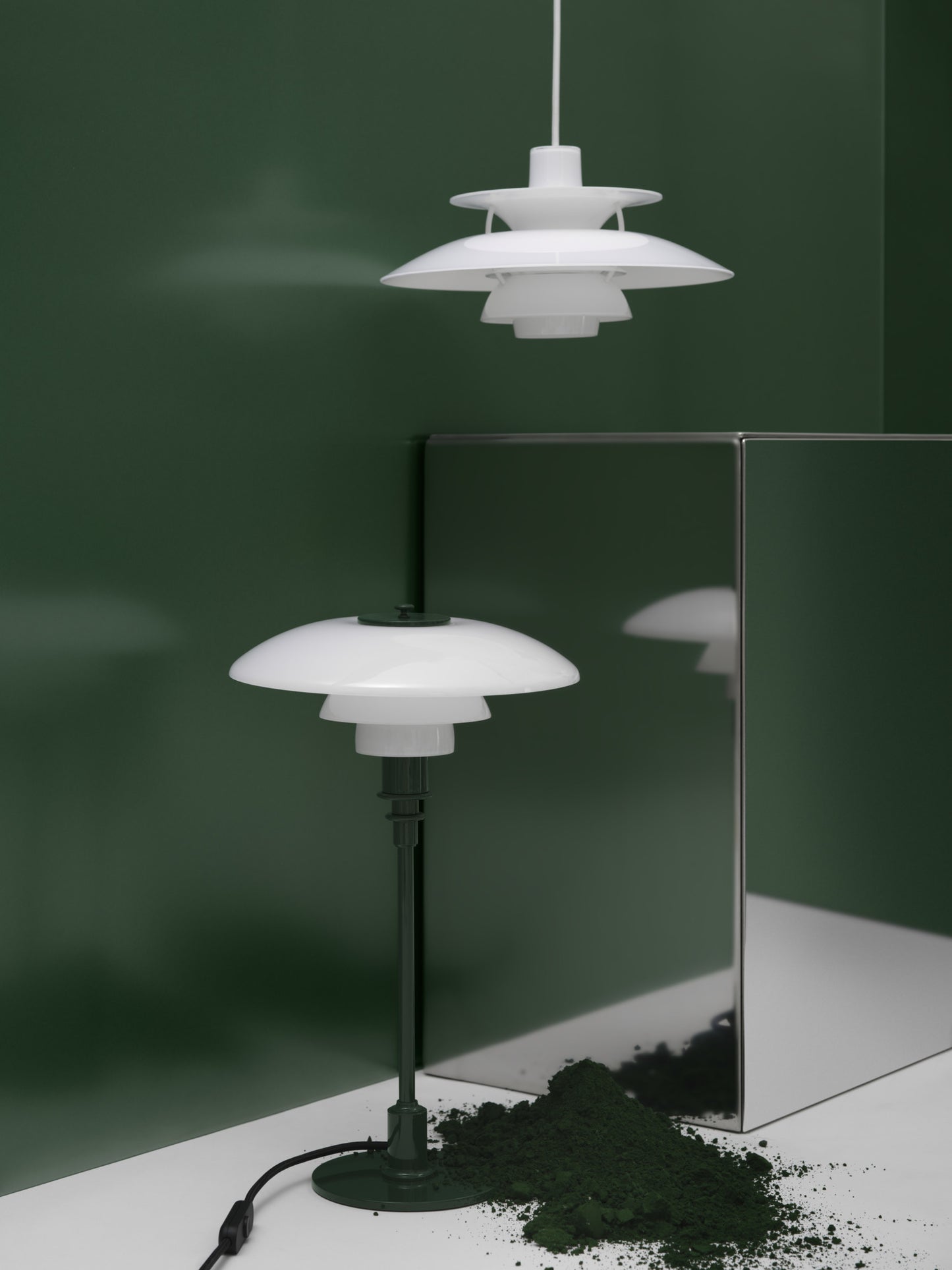 Louis Poulsen PH 3/2 Bordlampe Glossy