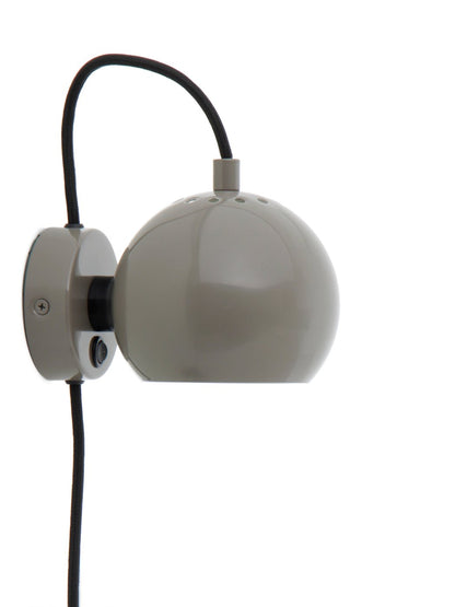 klassisk ball magnet sengelampe i skønne farver