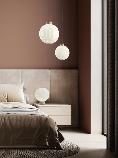 Le Klint 180 Pendel small - lys eg