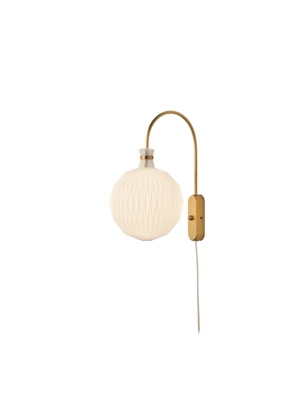 Le Klint 101 Frugtlygten Kaare Klint Legacy mini væglampe, messing