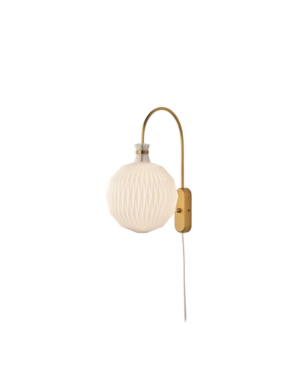 Le Klint 101 Frugtlygten Kaare Klint Legacy mini væglampe, messing