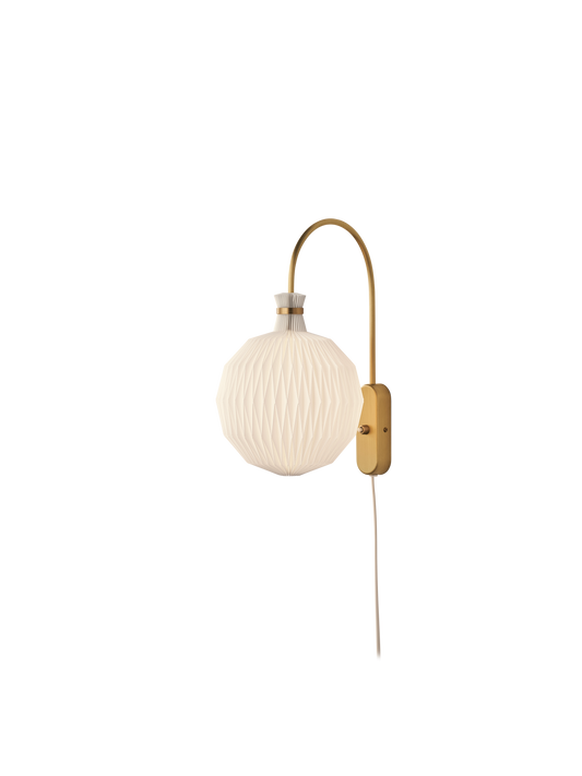 Le Klint 101 Frugtlygten Kaare Klint Legacy mini væglampe, messing