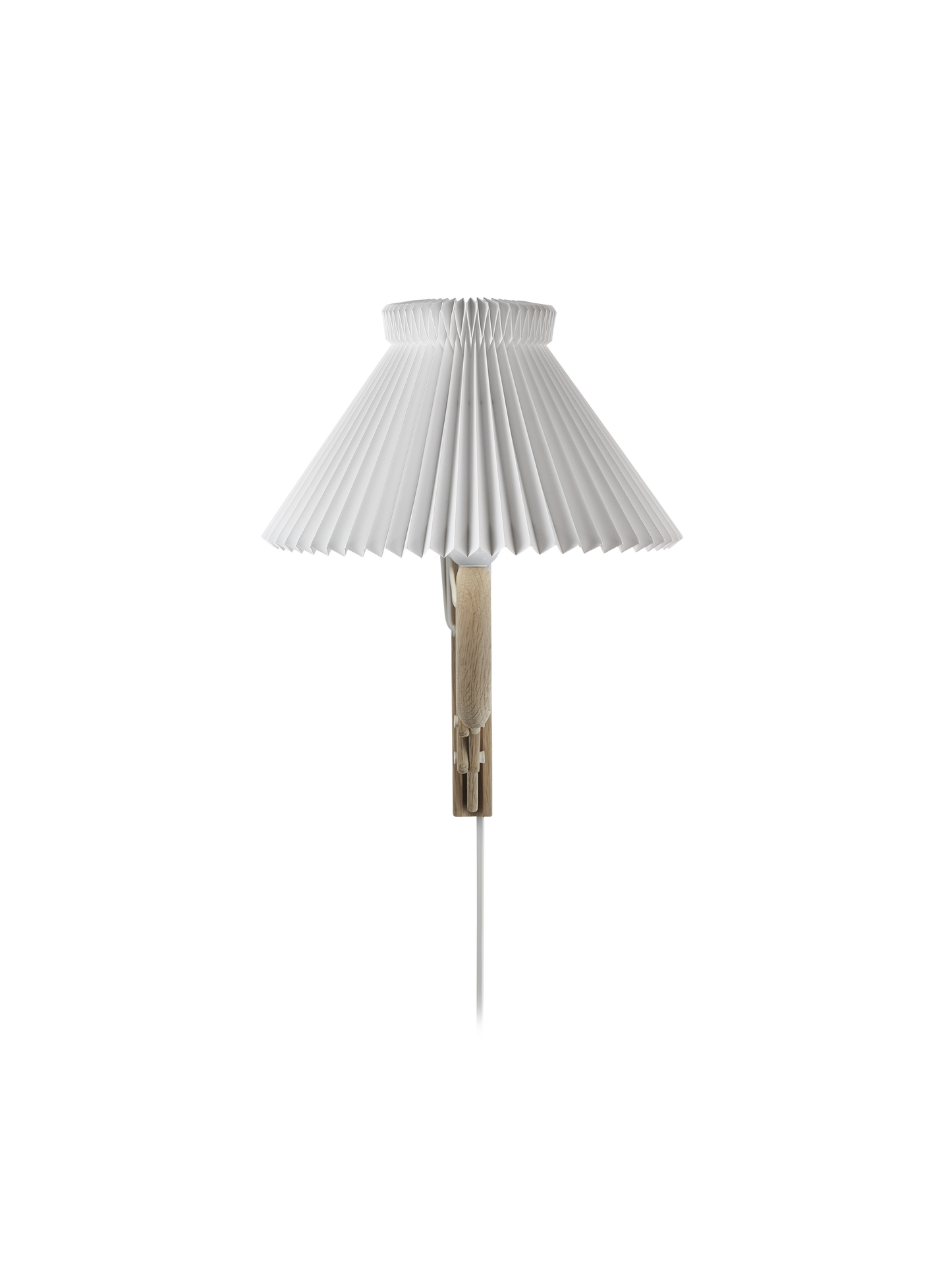Le Klint Vägglampa, SAX ljus ek, inkl. nyans 1-17, L: 60cm
