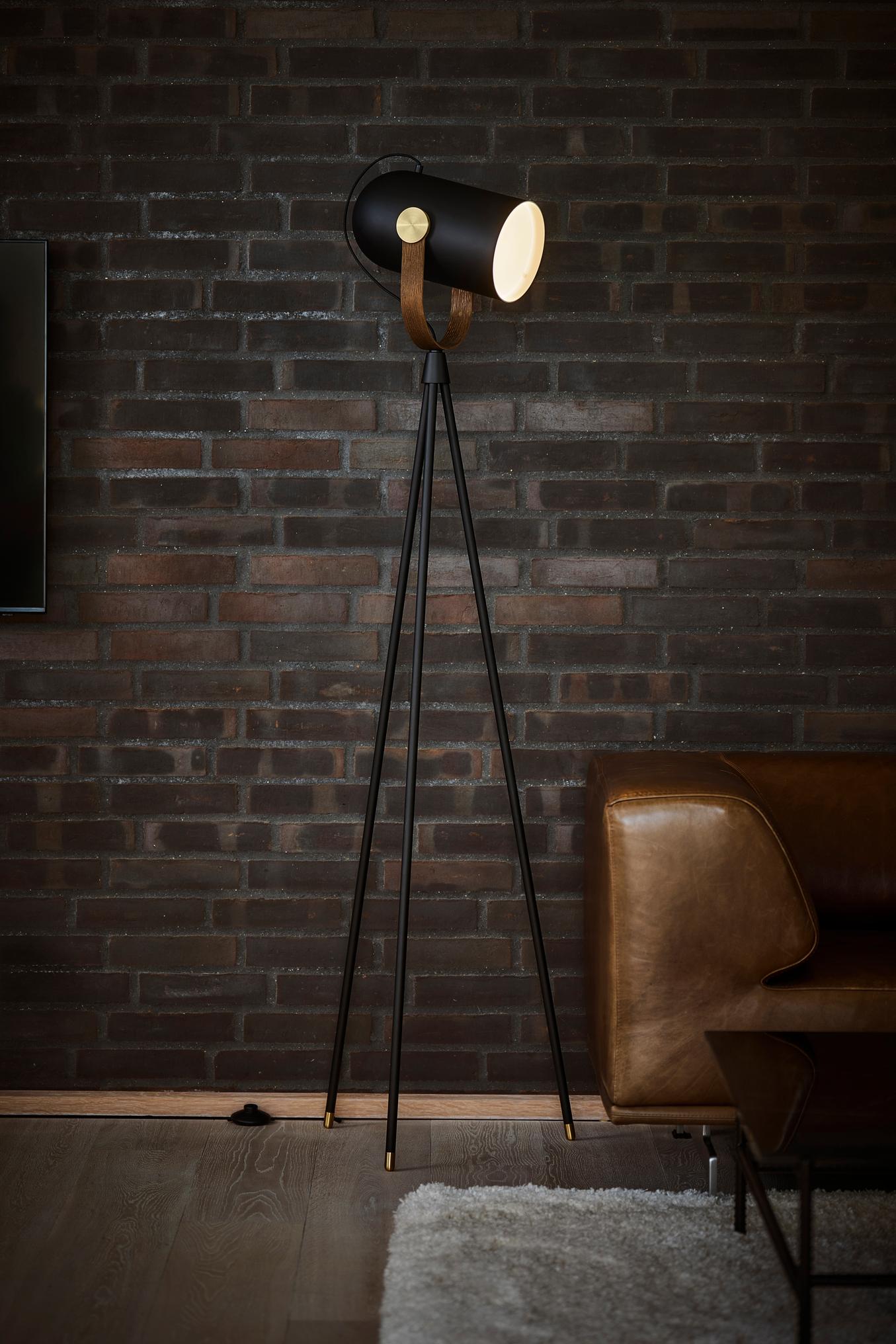 Le Klint 362 CARRONADE II gulvlampe, sort