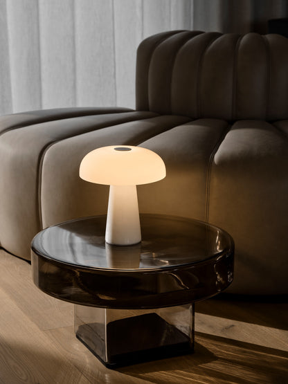 Glossy Mini Portable bordlampe miljøbillede