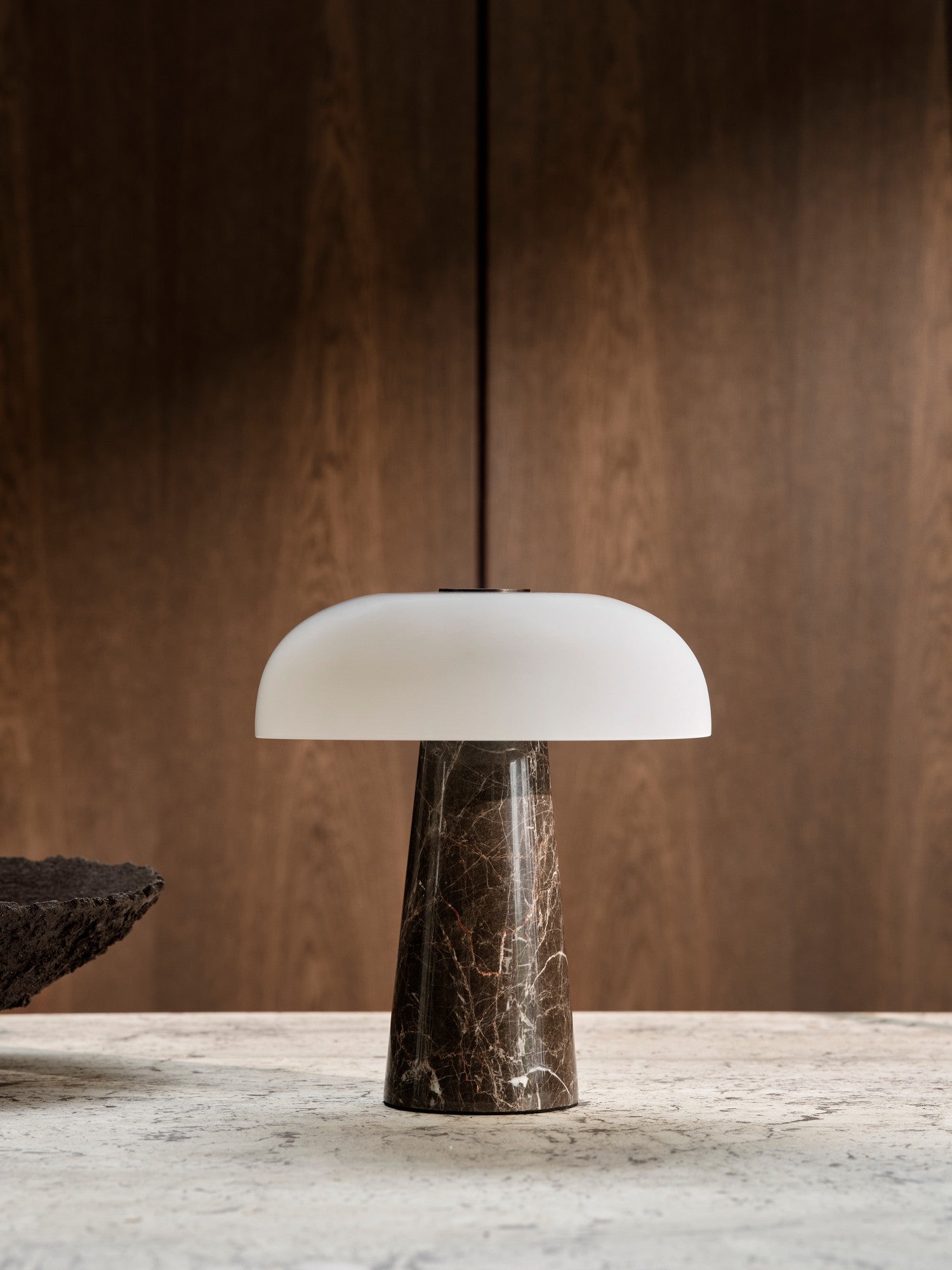 Glossy Mini Portable bordlampe miljøbillede