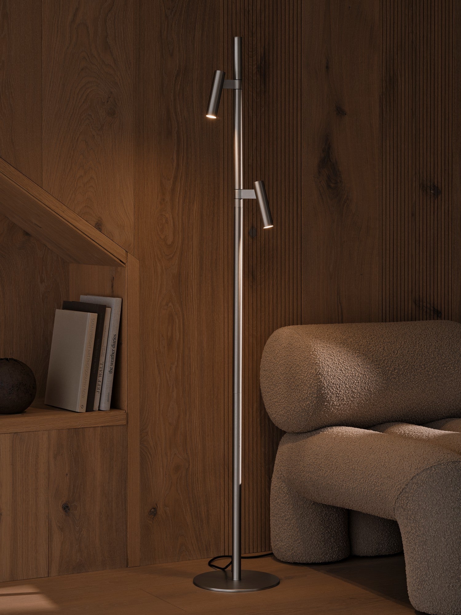 Makoto - Gulvlampe - Satin Krom