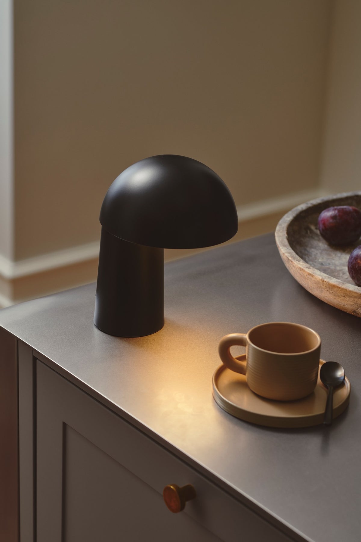 Design for The People Faye Portable Bordlampe Sort