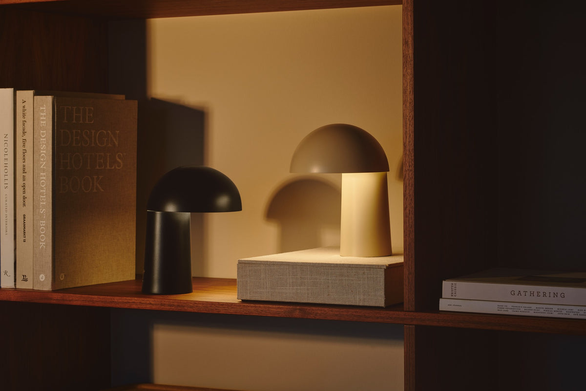 Design for The People Faye Portable Bordlampe Beige