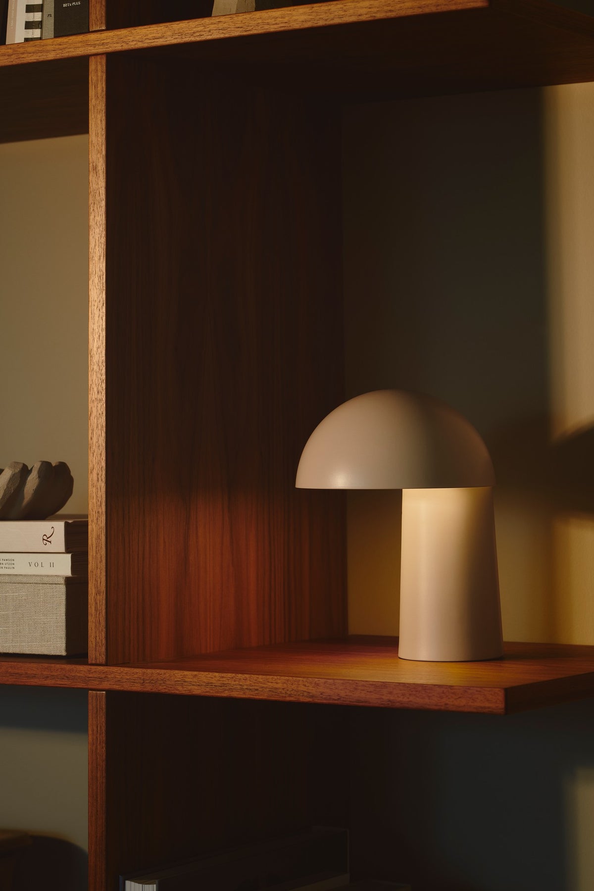 Design for The People Faye Portable Bordlampe Beige