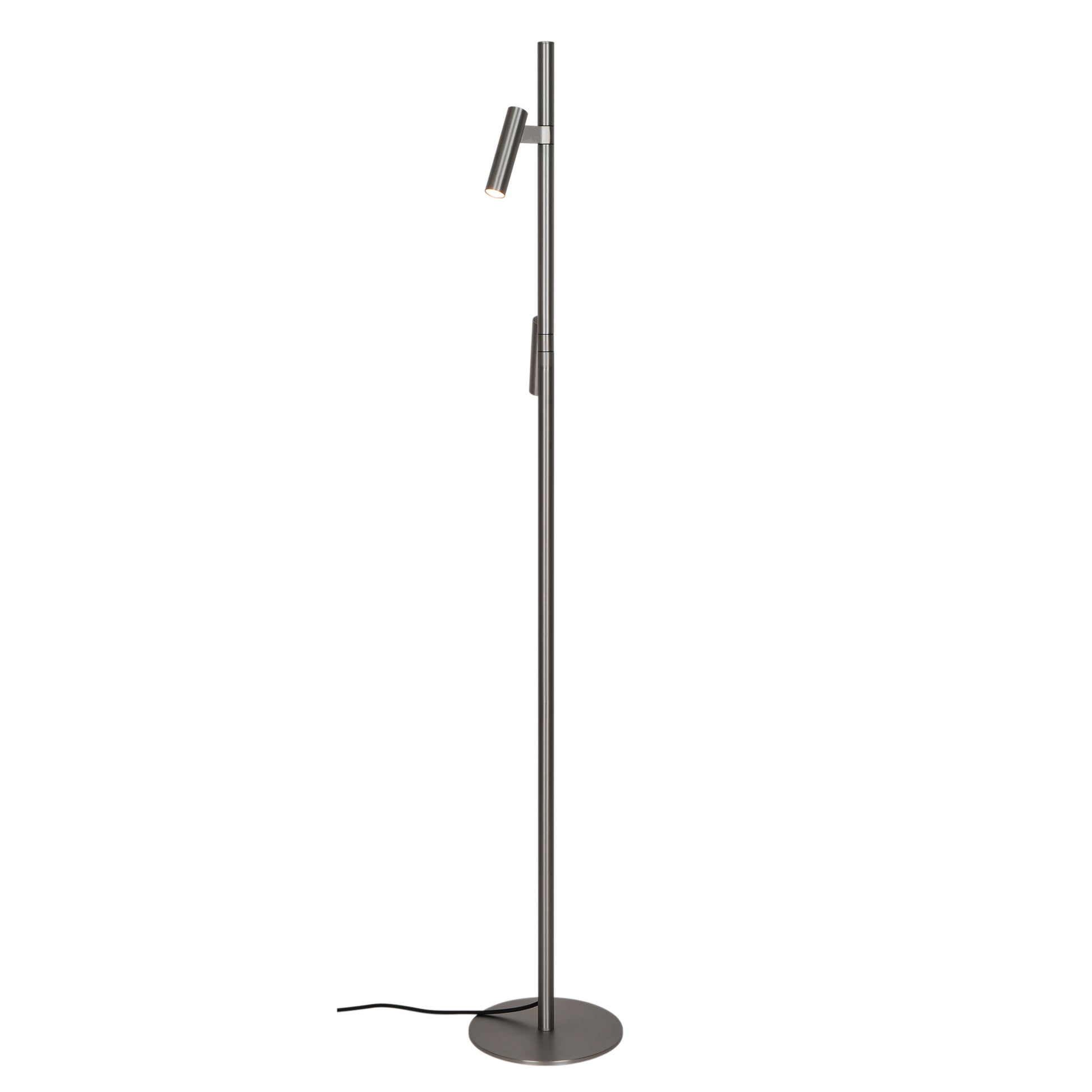 Makoto - Gulvlampe - Satin Krom