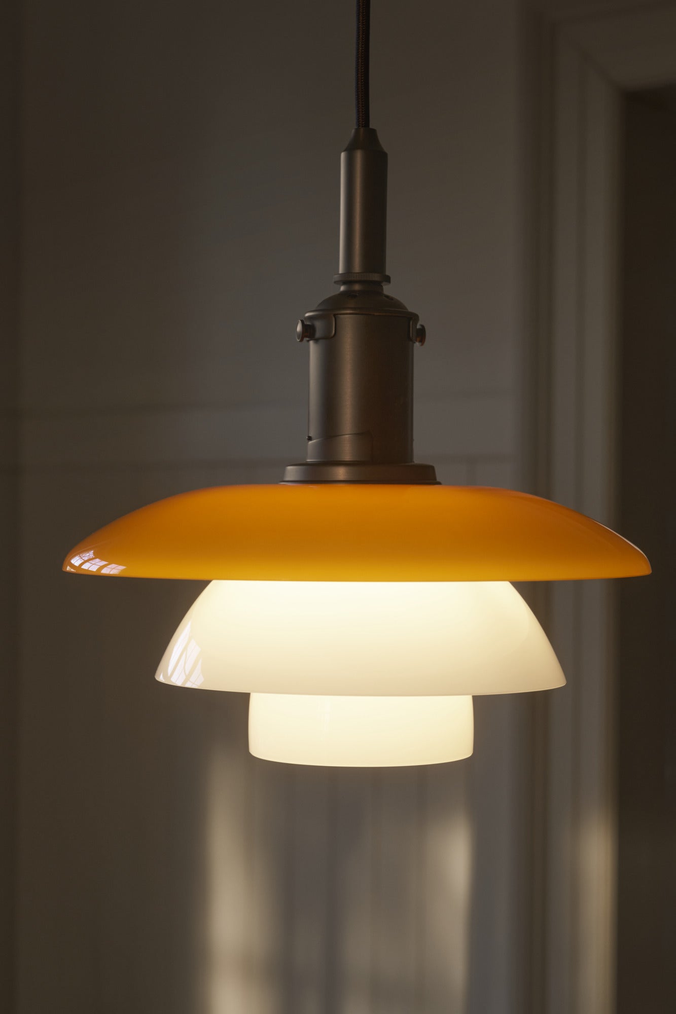 Louis Poulsen PH 3/3 Pendel Centenary Edition Amber/Opal White