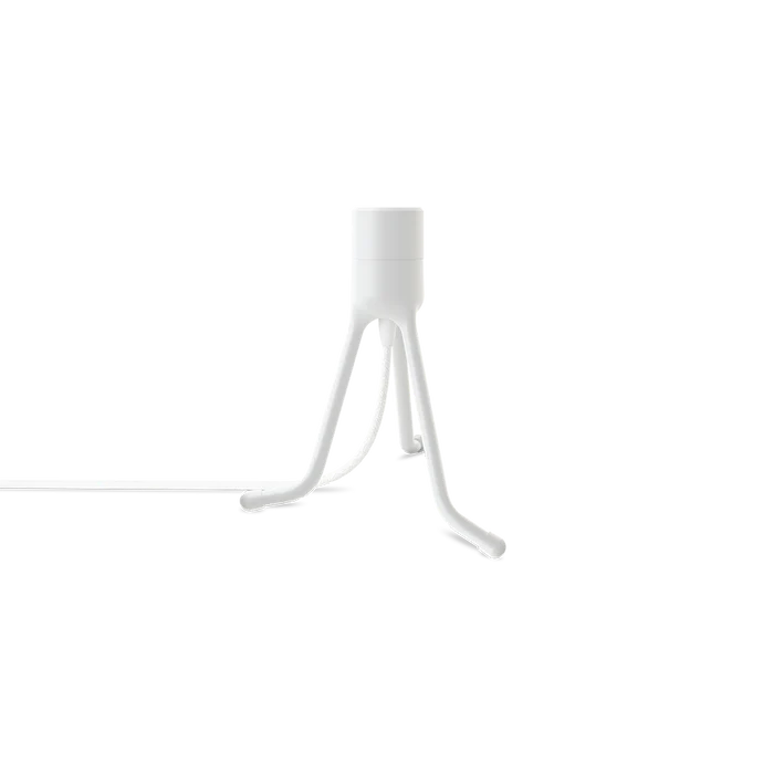 hvid lampe umage tripod base