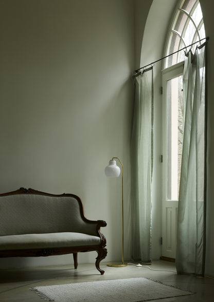 Louis Poulsen - VL Ring Crown Gulvlampe – Brass / Opal Glass