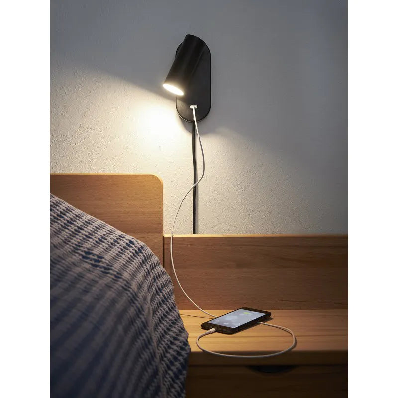 Nielsen Light Ego LED Vägglampa 4,5W Med Touch Dimming och USB Svart