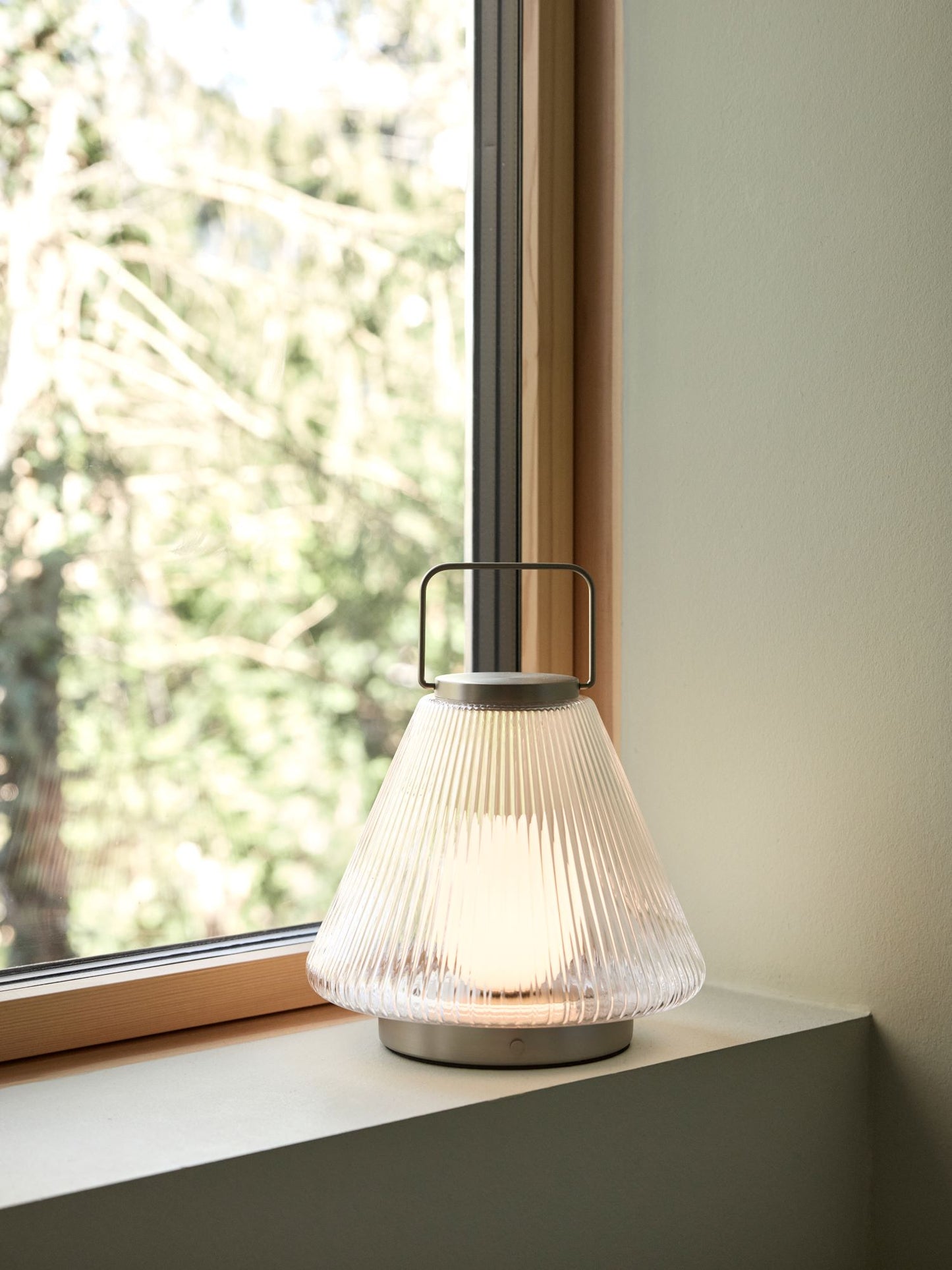 Hübsch Tou Transportabel Lampe Klar