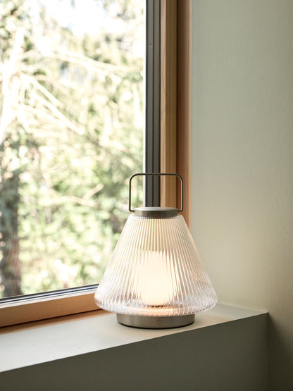 Hübsch Tou Transportabel Lampe Klar
