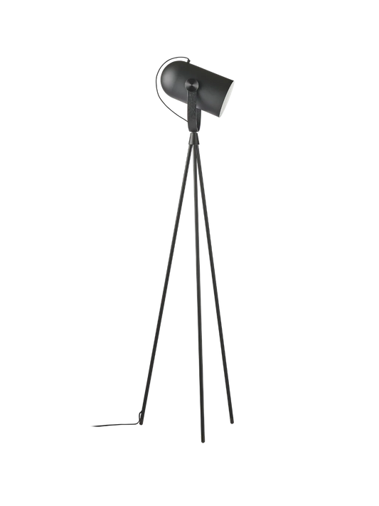 Smuk lampe fra Le Klint, til alle rum i huset. Carronade gulvlampe
