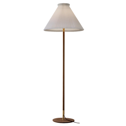 lk80 gulvlampe fra le klint røget eg