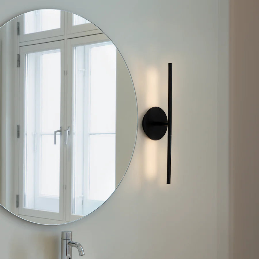 Umage Omni væglampe Mini - Sort