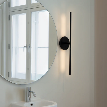 Umage Omni væglampe Medium - Sort