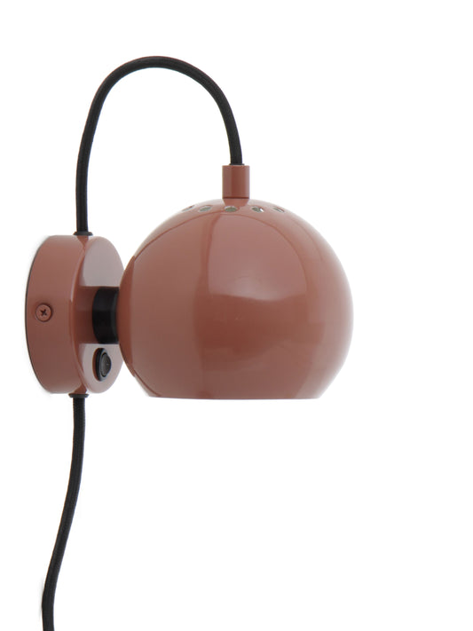 FRANDSEN - Ball Væglampe Blank Rød -  fra Lampeexperten