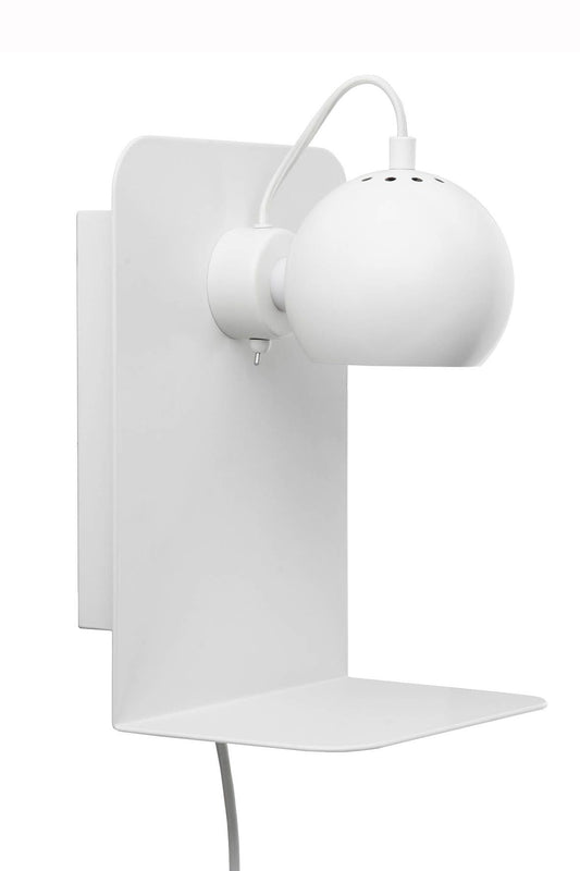 FRANDSEN - Ball Væglampe m/USB Mat Hvid -  fra Lampeexperten