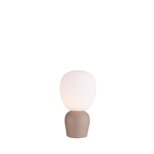 Belid - Buddy bordlampe sandstruktur/opalglas G9 fra Lampeexperten